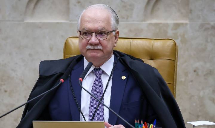 A pedido de Fachin, Mendonça retira parte de sigilo do caso Master