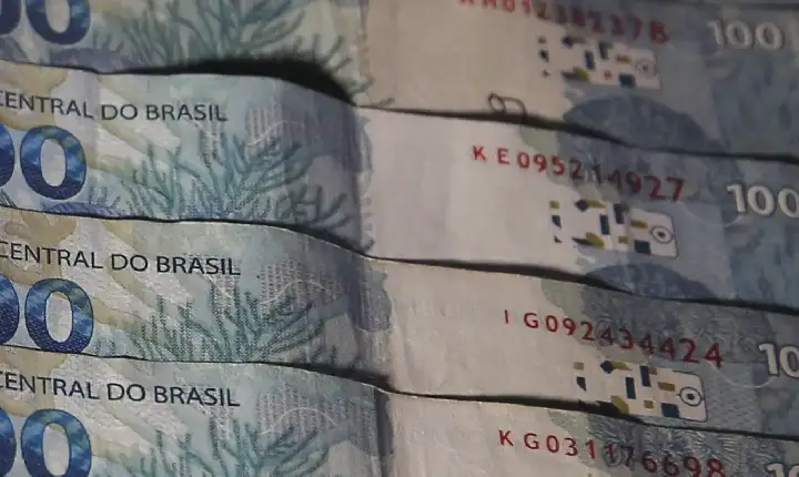 Entidades industriais e trabalhistas consideram tímida queda da Selic