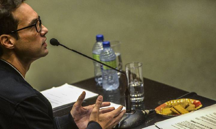 Justiça intima Jairinho a justificar apelação por morte de Henry Borel