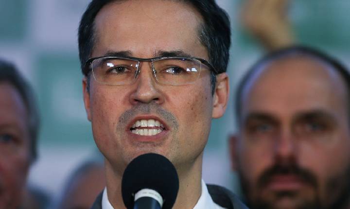 Maioria do TSE mantém suspensão da campanha de Deltan ao Senado