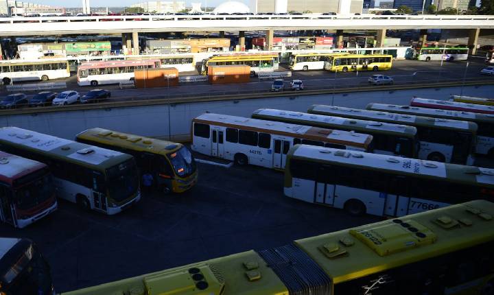 Nunes Marques cobra TREs por transporte público gratuito nas eleições