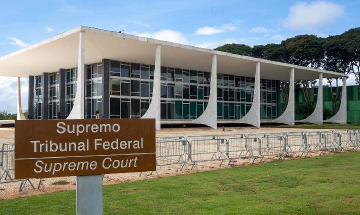 STF suspende julgamento de lei que proíbe jogos de azar